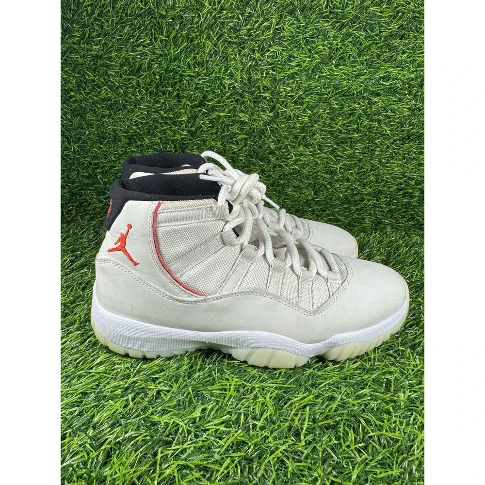 Air Jordan 11 Men's Size 8.5 Retro Platinum Tint 378037-016